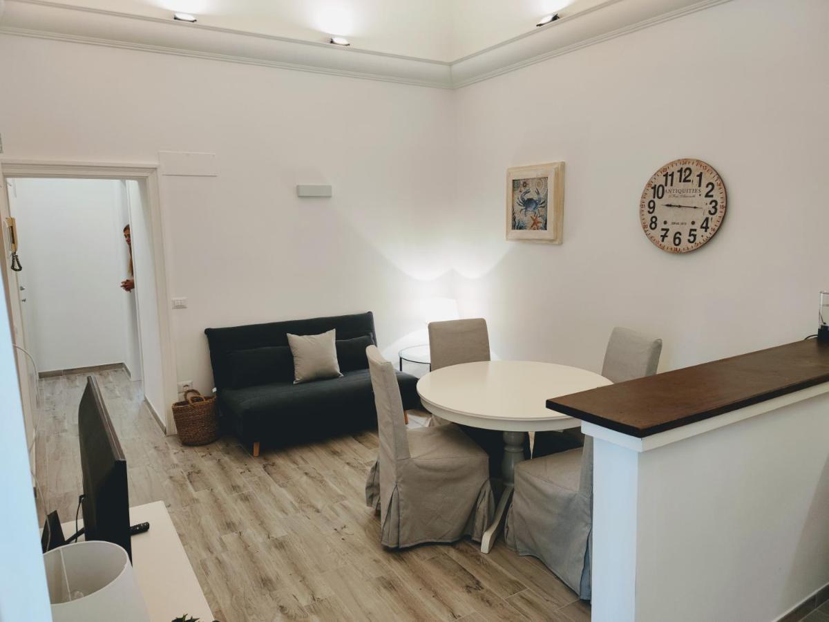 Christy Suite Elegante Appartamento Nel Centro Storico Di Anzio Eksteriør bilde